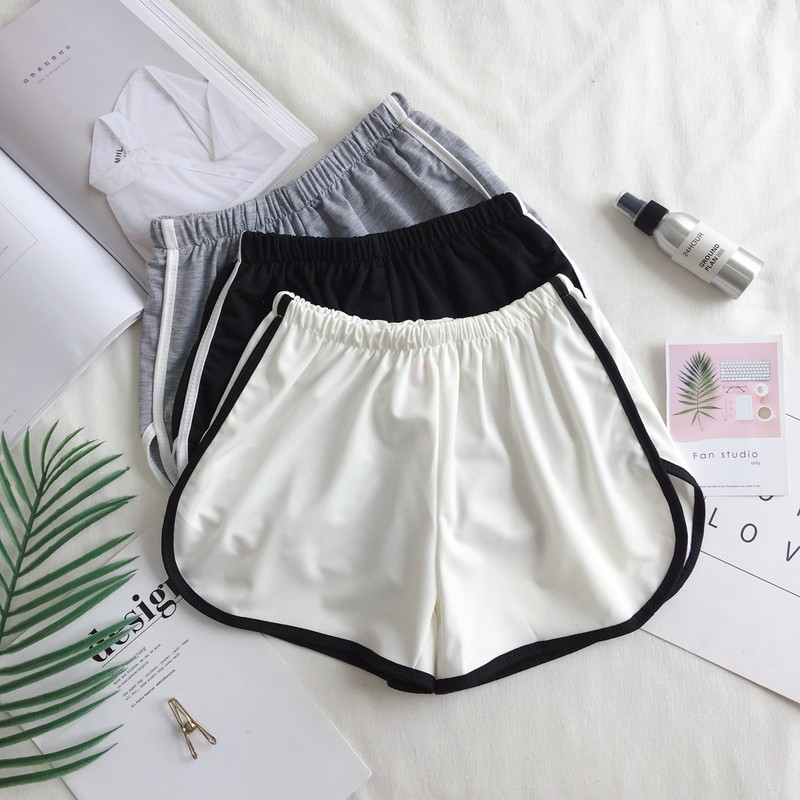 [Mã FAMAYWA giảm 10K đơn 50K] Quần Đùi Thể Thao Form Rộng Thời Trang Dành Cho Nữ | BigBuy360 - bigbuy360.vn