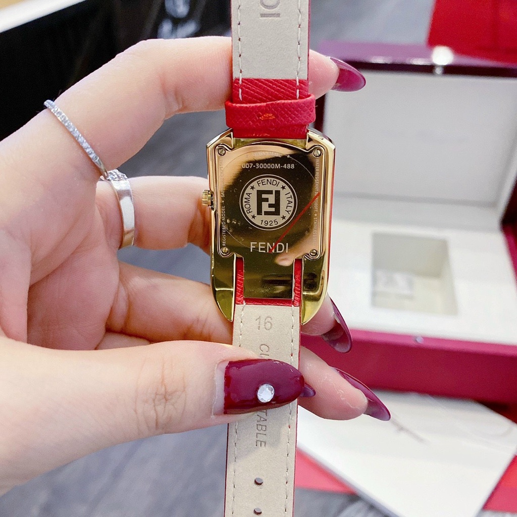 Đồng hồ nữ Fendi Chameleon máy THỤY SĨ mặt KHẢM TRAI THỜI THƯỢNG- TINH TẾ size 36-38mm