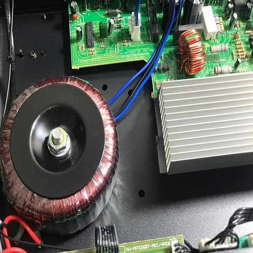 Amply karaoke bluetooth chạy điện 12v và 220v Sunbuck 326BT