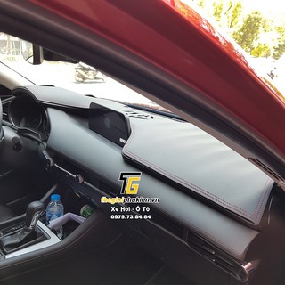 Thảm da Taplo Mazda 3 2020 vân Carbon cao cấp