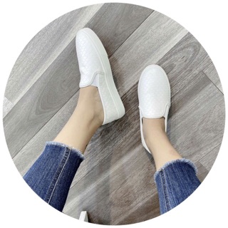 Giày slip on vảy cá