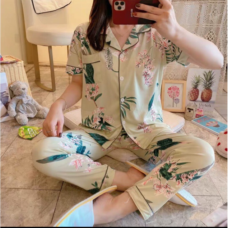 [Hàng có sẵn - chất cotton] Pijama đồ bộ mặc ở nhà, hoạ tiết hoa - lá màu xanh mềm mại, kiểu dáng tay ngắn quần dài