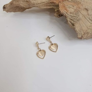 Khuyên tai nữ cá tính