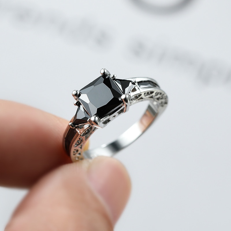 Nhẫn đính đá zircon hình vuông màu đen thời trang cho nữ