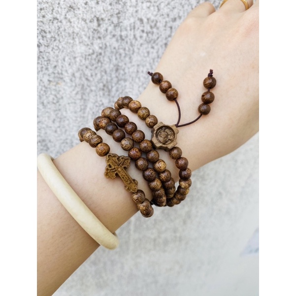 Chuỗi Vòng Trầm Hương Tốc Mix Thánh Giá và Chúa Giesu