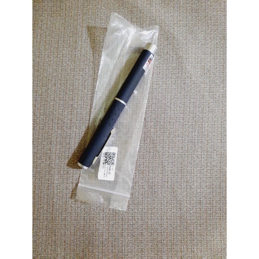 Denshitaro Laser pointer - Bút Chỉ Tia Laser Màu Đỏ Xanh Lá 5mw 650nm - Bút chuyên dụng Slide + TẶNG KÈM PIN AA