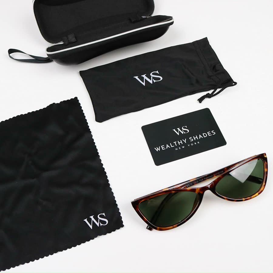 🕶️𝐊𝐢́𝐧𝐡 đ𝐢 𝐛𝐢𝐞̂̉𝐧 𝐧𝐮̛̃🕶️ Wea.lthy shades xuất xịn, phong cách, đi biển, đi dã ngoại, nắng đẹp, nhẹ,4 màu - PK05