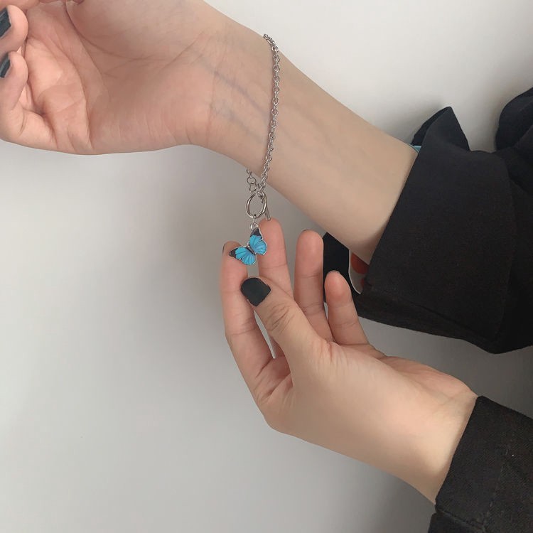 Vòng Tay Gắn Mặt Hình Bướm Xanh