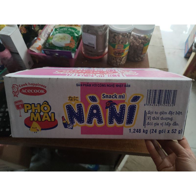 Snack mì ăn liền Nà Ní mì trẻ em hương vị phô mai - hương vị trứng muối - thơm ngon giòn rụm 52g sản phẩm của Acecook | BigBuy360 - bigbuy360.vn