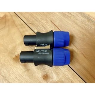 Rắc loa speakon, rắc neutrik xịn