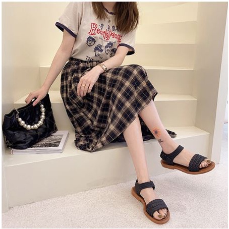 Giày Quai Hậu Dành Cho Nữ Sinh - Sandal Kiểu Dáng Năng Động Cá Tính