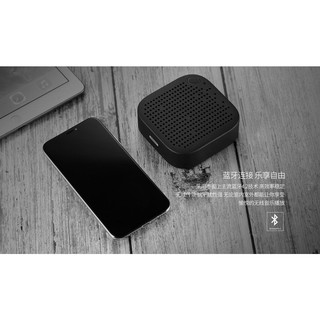 Loa Bluetooth mini Remax RB-M27 cầm tay