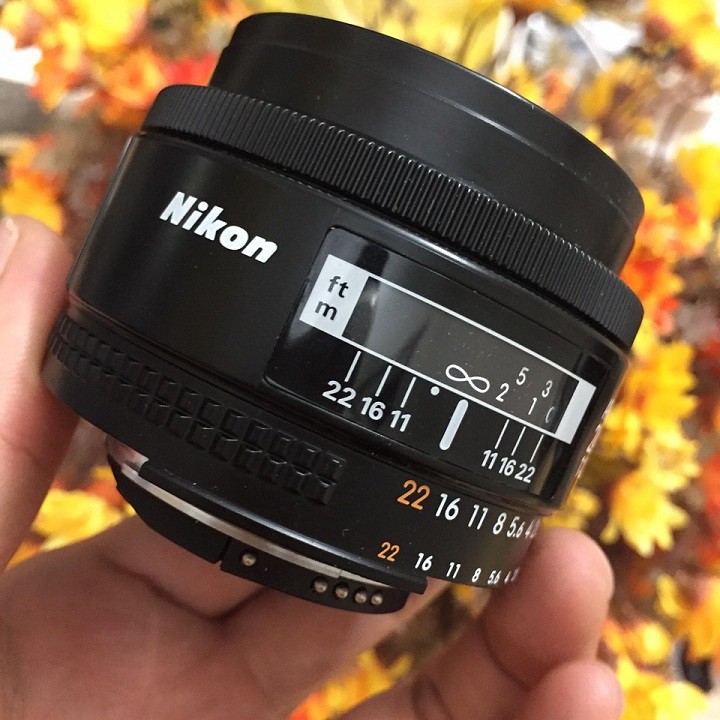 Ống kính Nikon AF 24f2.8 lấy nét tự động cho một số máy crop và FF Nikon