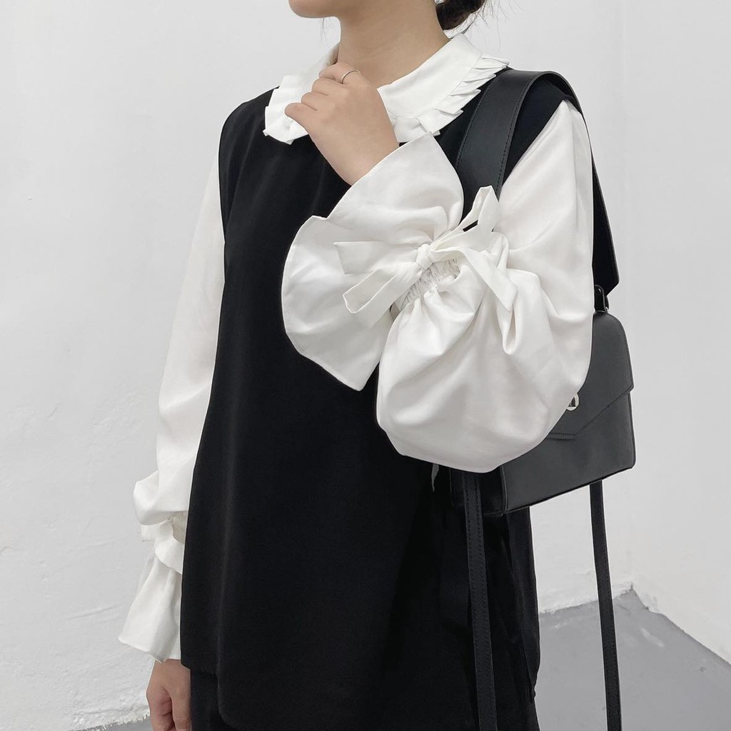 Modesty - Túi 2 kiểu dây Row Bag