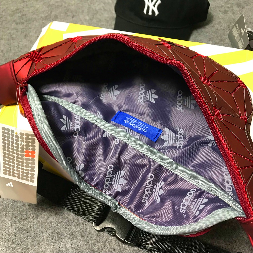 ⚡️ [ 𝗡𝗲𝘄 𝗦𝗲𝗮𝘀𝗼𝗻 XUẤT DƯ XỊN ] Túi đeo chéo Adidas Original Urban 3D MESH WAIST BAG (ảnh thật) CAM KẾT CHẤT LƯỢNG | BigBuy360 - bigbuy360.vn