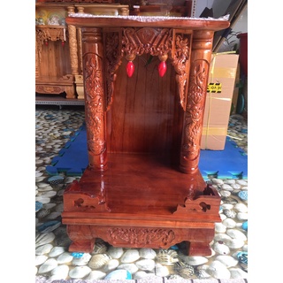 Bàn thờ ông địa 40 đế quỳ
