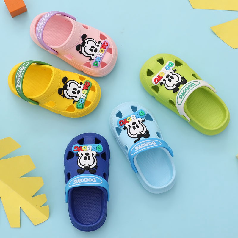 (Ready Stock)Boys and Girls Cartoon Crocs Shoes Non-slip Home Slippers