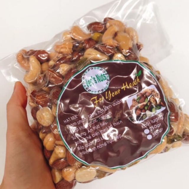 MIX NUTS GỒM 5 LOẠI HẠT: Điều, Hạnh nhân, Dẻ cười, Macca và Hạch Brazil