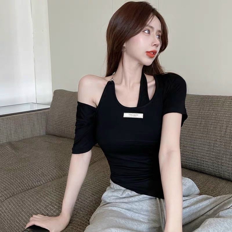 ÁO CROPTOP TAY NGẮN CỔ YẾM VẠT CHÉO CHẤT VẢI CỰC DÀY DẶN PHỐI XÍCH, LOGO CZ204