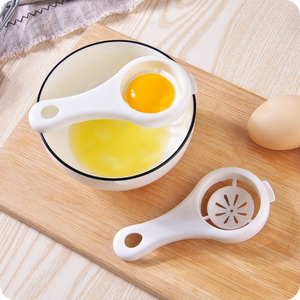 Dụng cụ tách lòng đỏ trứng gà trứng vịt tiện lợi dùng để chế biến đồ ăn dặm cho bé