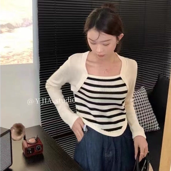 Áo Len Nữ Dài Tay Sọc Ngang Thời Trang Hàn Quốc