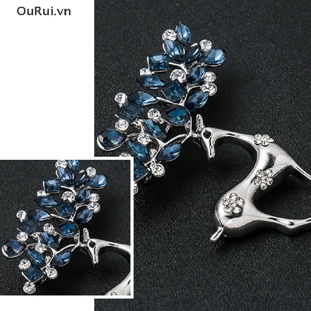 1 Ghim Cài Áo Hình Tuần Lộc Đính Đá Nhân Tạo Thời Trang