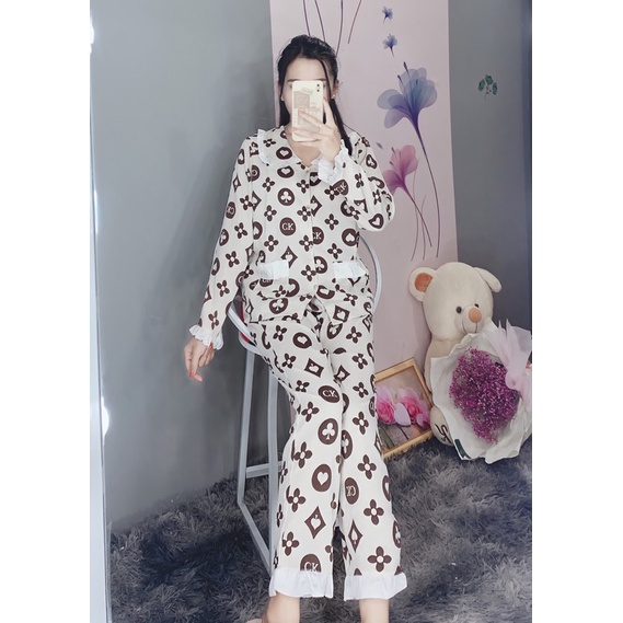 Bộ Pyjama lụa mango tay dài, chất mềm mịn