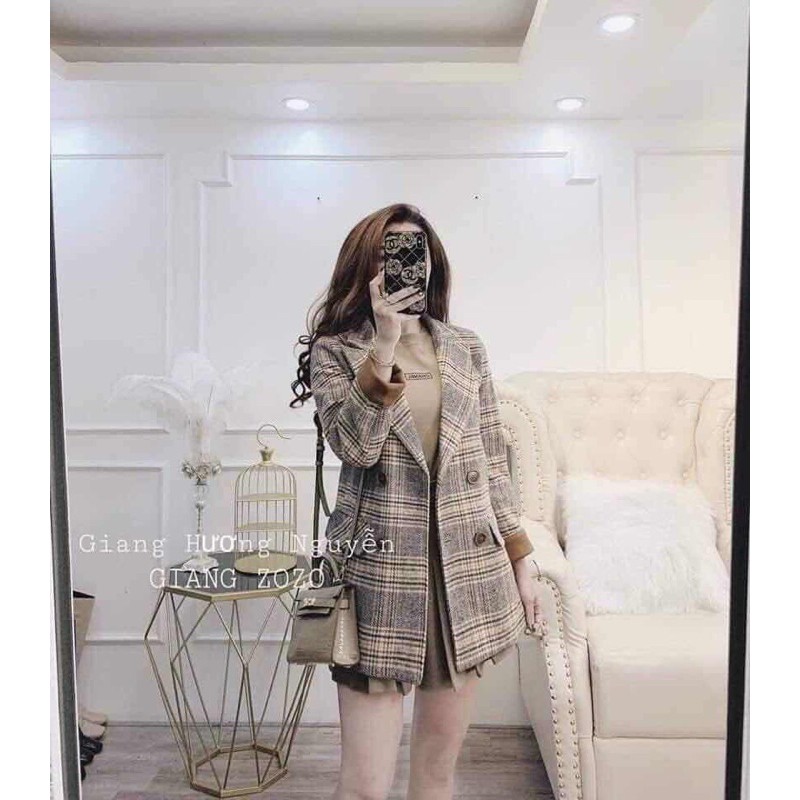 Áo vest dạ kẻ pha tay