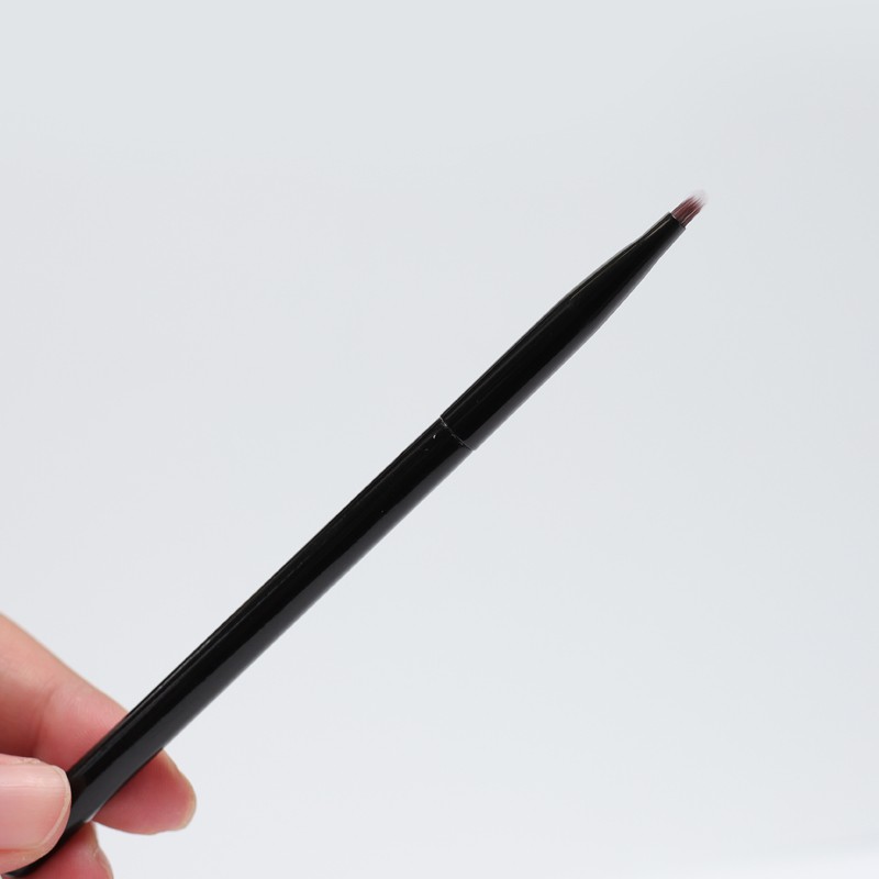 Cọ trang điểm lông mày OVW DLH32 tiện dụng