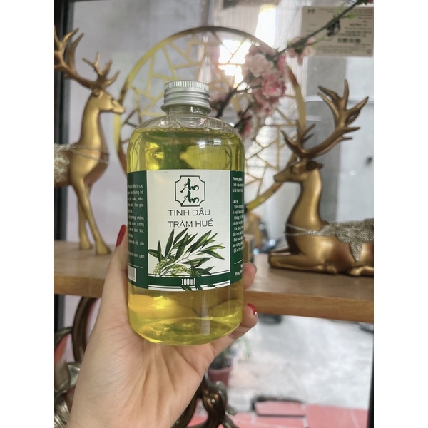 Tinh dầu tràm Huế chai to 500ml tắm và bôi cho trẻ