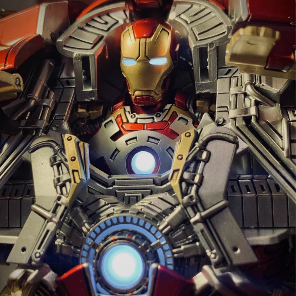 Mô hình Hulkbuster MK44 tỷ lệ 1/12 chính hãng Comicave