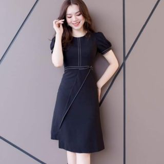 Váy đen vạt cách điệu