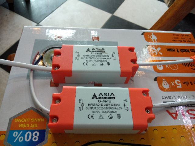 - ÂM TRẦN RỌI XOAY GÓC ĐÔI MẶT VUÔNG ASIA 20W MẶT TRẮNG, ĐEN VUÔNG SIÊU SÁNG,SIÊU BỀN