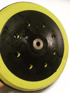Đế chà nhám máy trà tường phi 180mm, lỗ trục 8mm