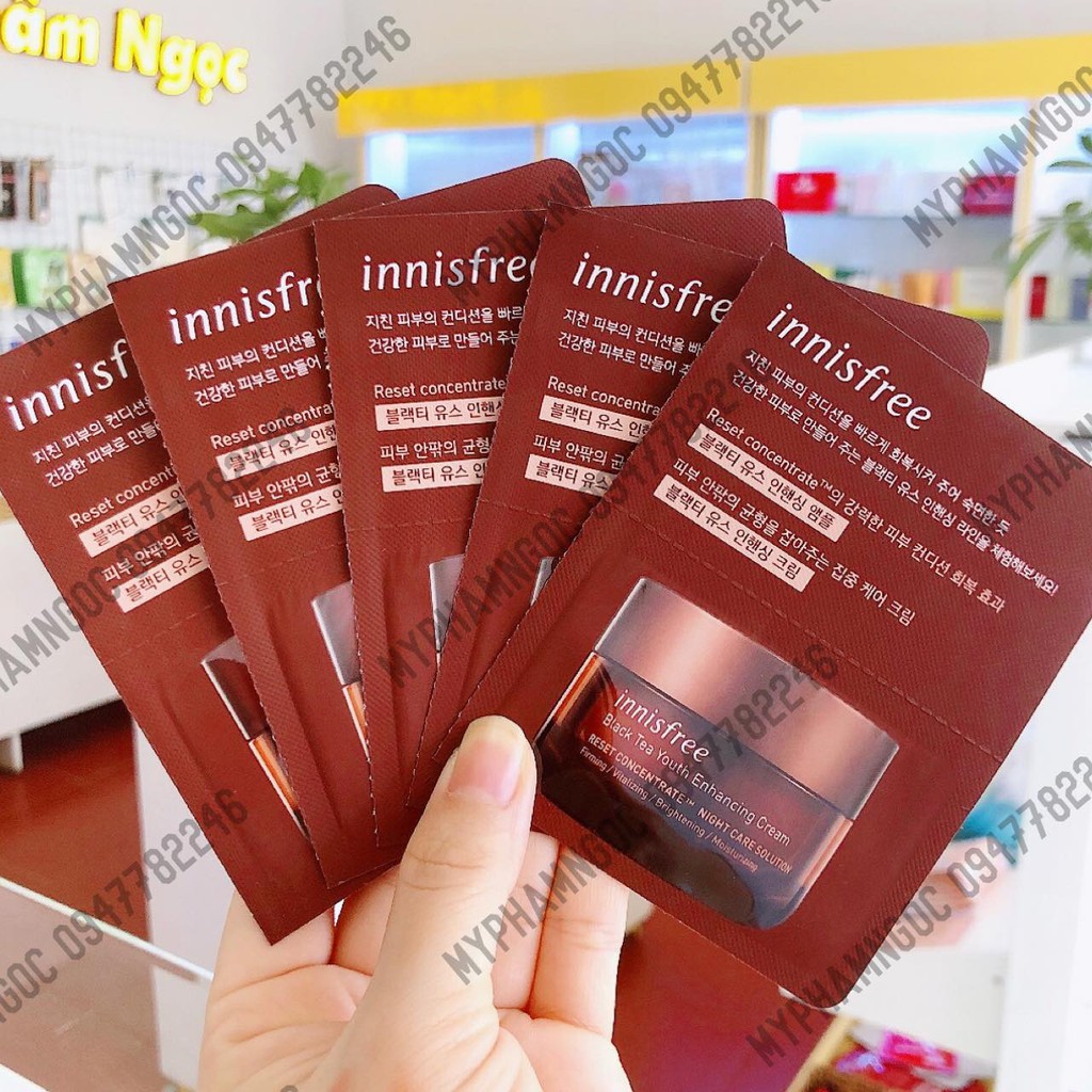 [Sample]  Kem Dưỡng Chống Lão Hóa Ban Đêm Innisfree Black Tea Youth Enhancing Cream