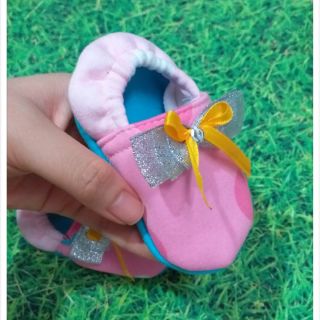 Set 10 đôi giày nỉ thiết kế cho bé gái