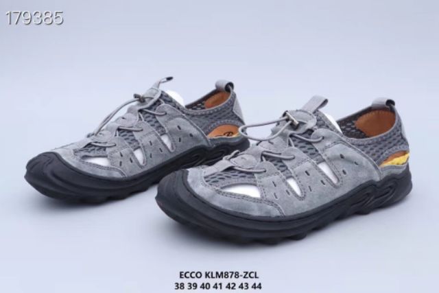 Giầy dọ ecco