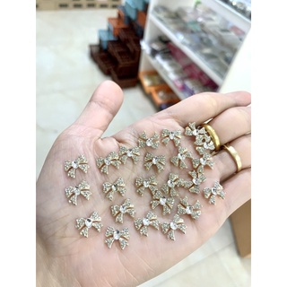 Charm nơ cao cấp