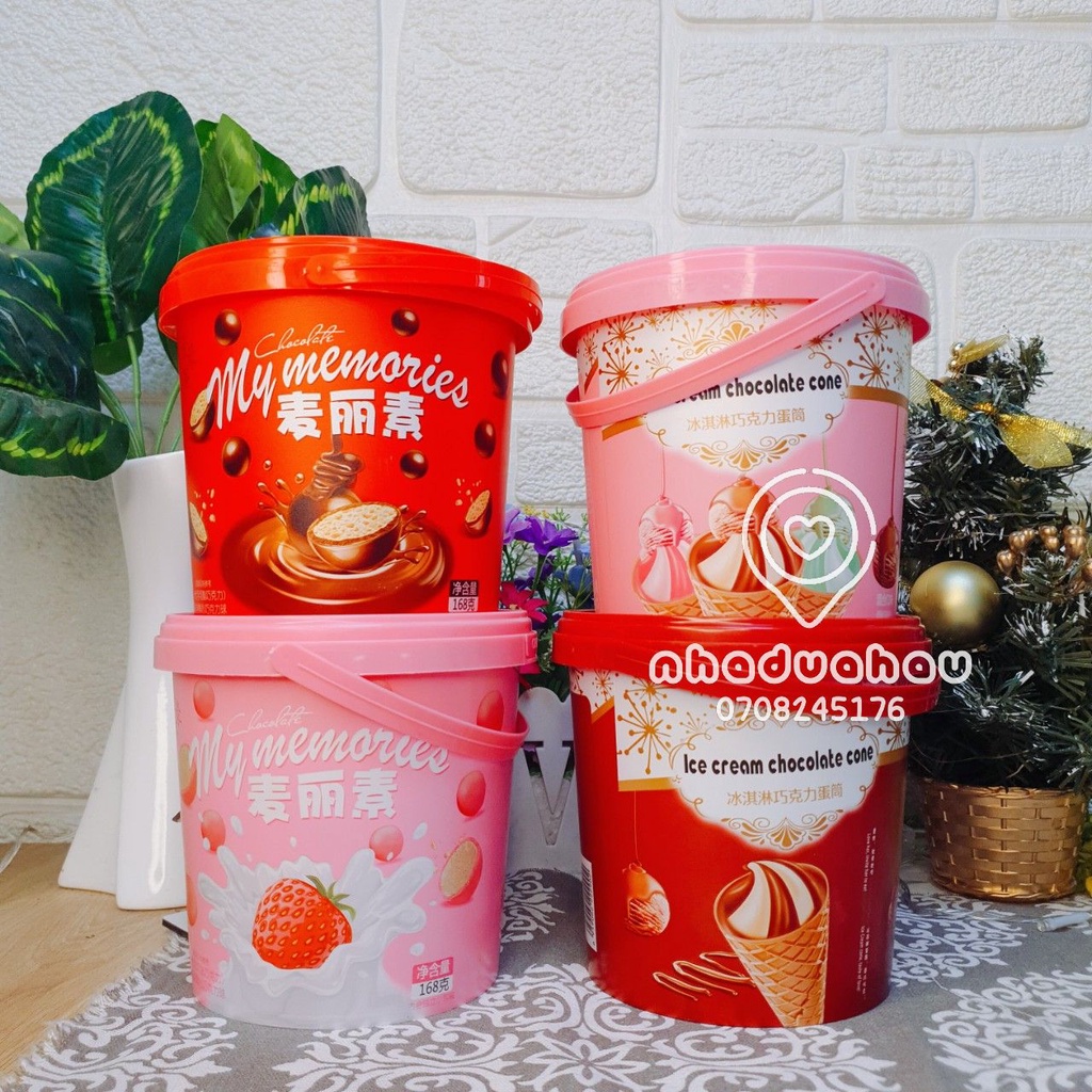 Một xô sô cô la viên vị sô cô la đắng/ vị dâu và bánh ốc quế vị sô cô la/ mix vị BX Đài Loan chuẩn xịn