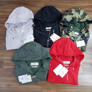 Áo gió Pull n bear dư xịn bao check tẹt