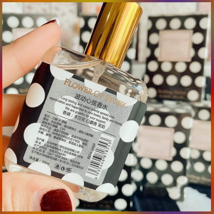 Nước Hoa xịt thơm Flower of story hương RollingHeart 30ml/chai