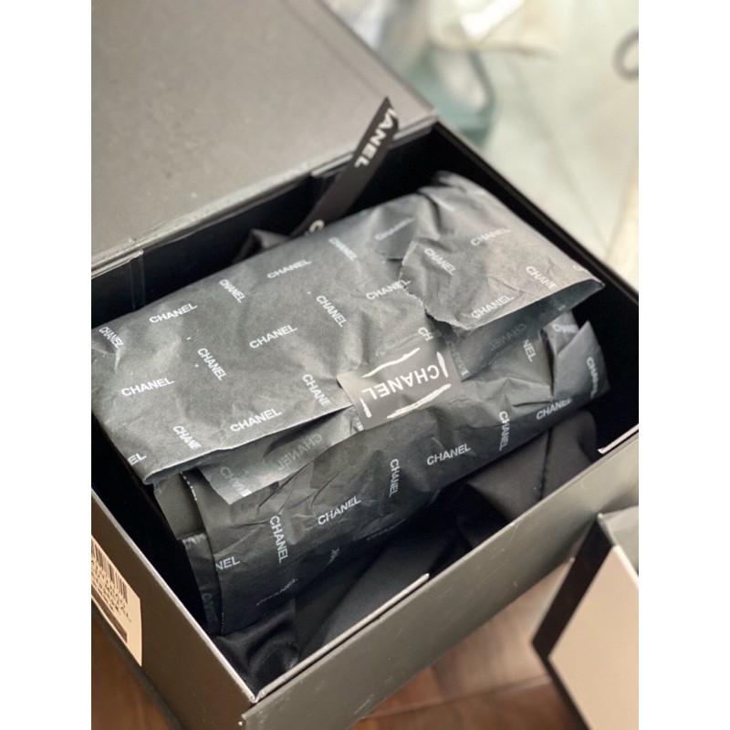 Túi đeo chéo đeo vai CLASSIC QUẢ CẦU CHẤT DA mịn khoá vàng hàng cao cấp fullbox hộp