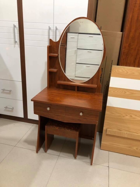 Bàn trang điểm giá rẻ