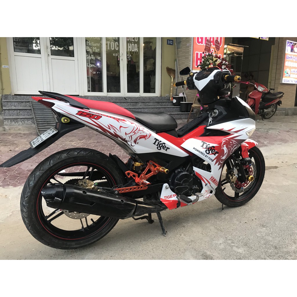 Tem trùm exciter 150 đỏ trắng tigerr