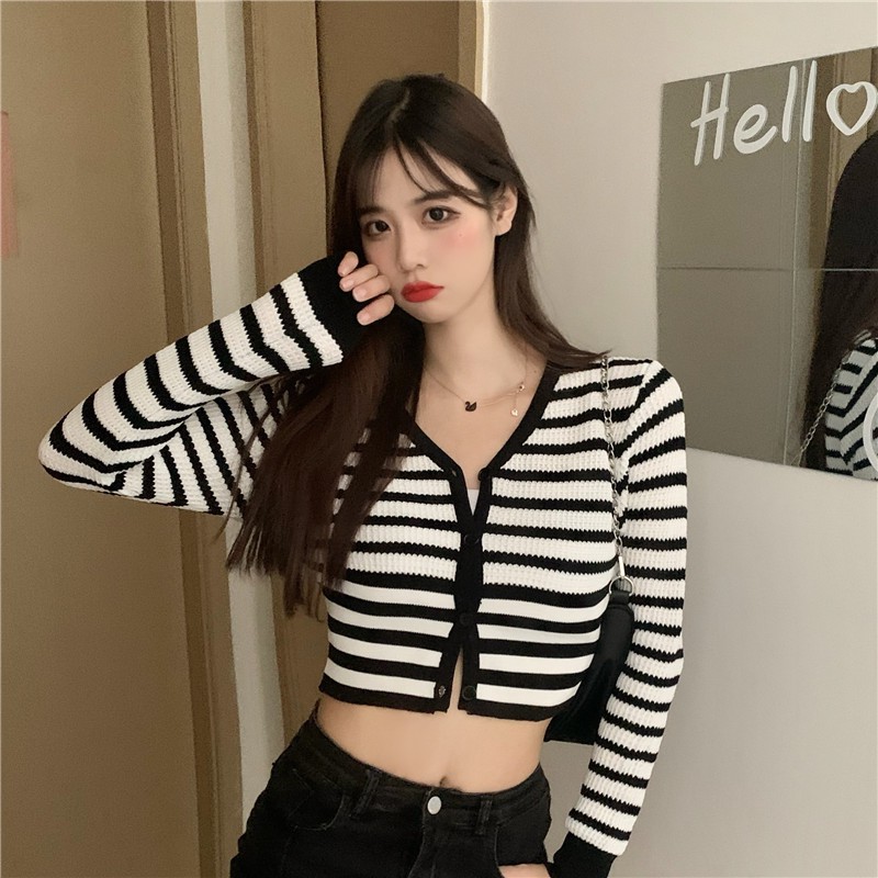 Áo Croptop Dệt Kim Tay Dài Cổ Chữ V Kẻ Sọc Phong Cách Hàn Quốc | WebRaoVat - webraovat.net.vn