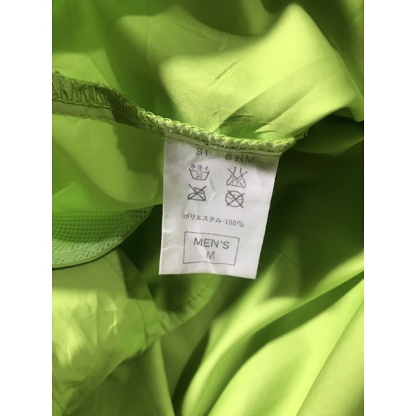 Áo khoác gió thể thao hiệu Nike màu xanh dạ quang size M