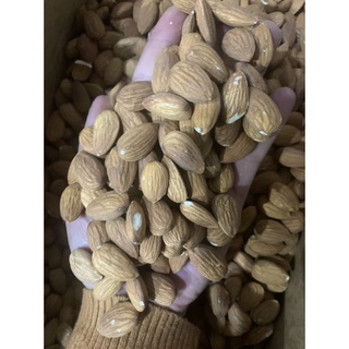 0,5 kg hạnh nhân
