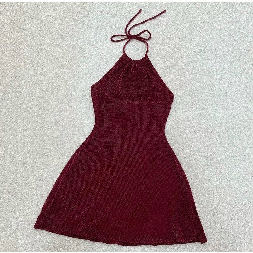 ĐẦM BODY YẾM XẺ TÀ VẢI NHUNG SIÊU SANG #LYIE