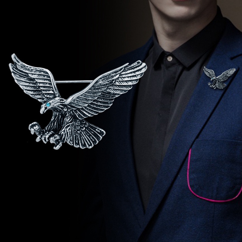 High Quality  Vintage Antique Silver Color Jewelry Flying Eagle Men Boys Suit Scarf Accessories Bird Pins Brooch Birthday Party Gift