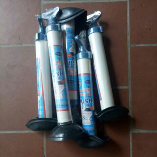 Cây bơm thụt thông tắc bồn cầu